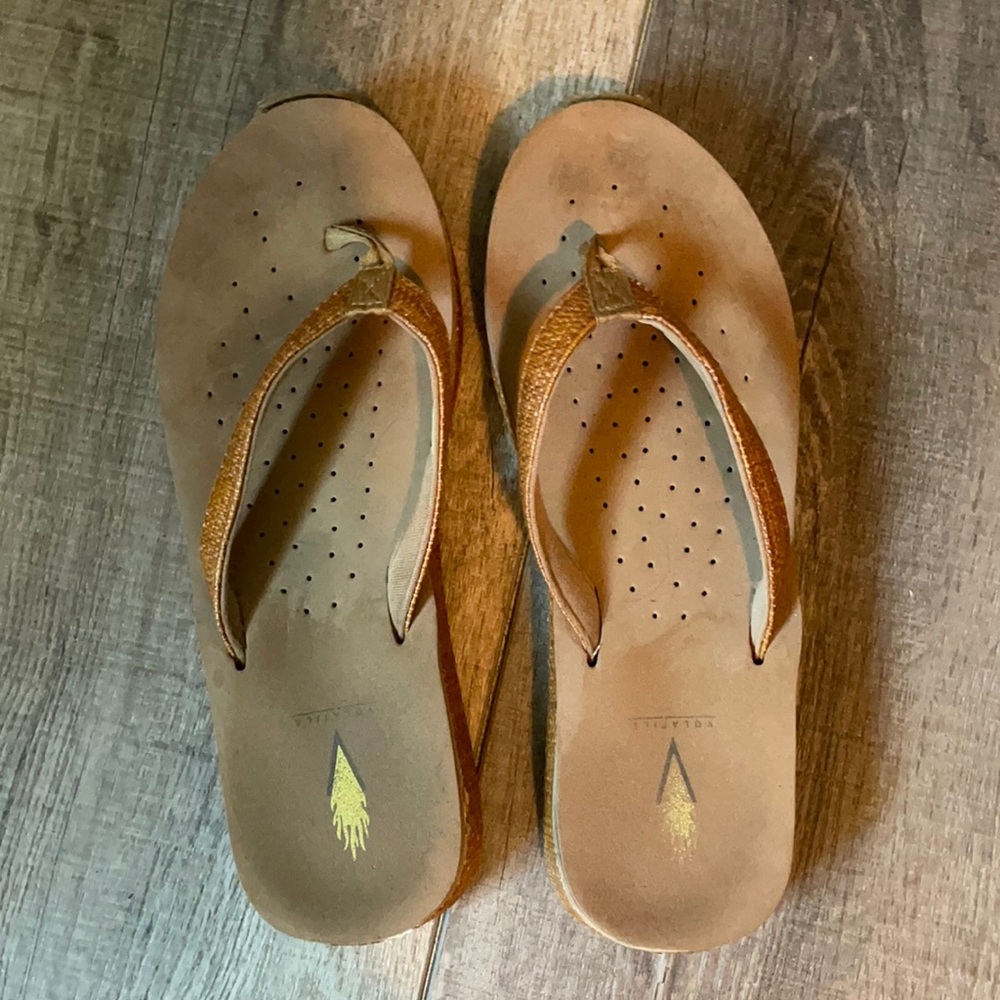 Very Volatile Woven Thong with low cork heel